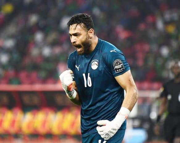 الحارس أبو جبل يوقع مع البنك الأهلي watanserb.com