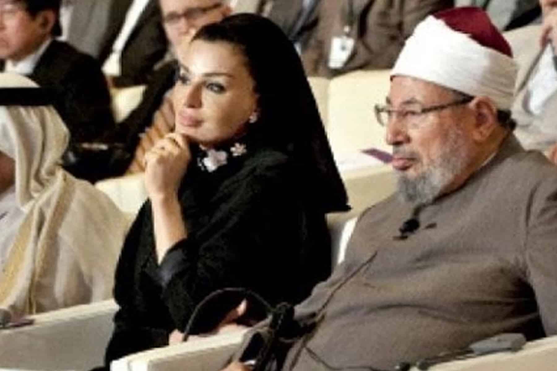 كيف نعت والدة أمير قطر موزة المسند الشيخ القرضاوي؟ نعت موزة المسند القرضاوي watanserb.com