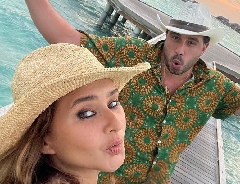 سر اختفاء هشام عاشور زوج نيللي كريم انكشف.. والفنانة تنشر صورة مُفاجئة! (شاهد) سر اختفاء هشام عاشور زوج نيللي كريم انكشف.. والفنانة تنشر صورة مُفاجئة! (شاهد) watanserb.com