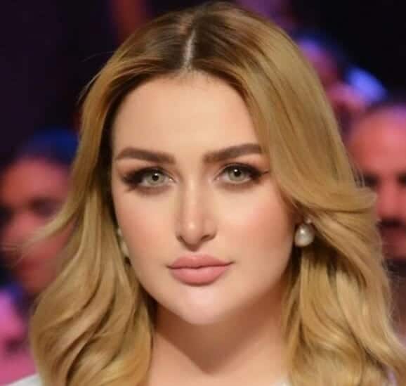 ماذا فعلت الحسناء التونسية رانيا التومي حين سمعت الآذان وهي تُصور! (شاهد) ماذا فعلت الحسناء التونسية رانيا التومي حين سمعت الآذان وهي تُصور! (شاهد) watanserb.com