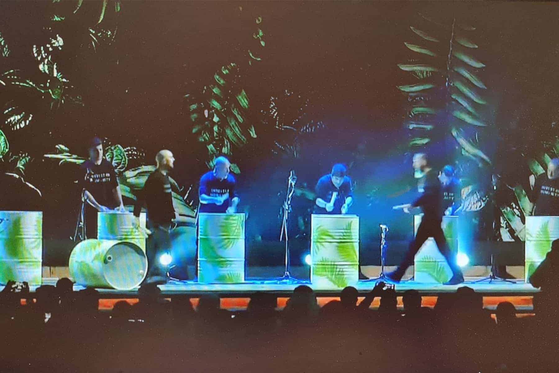 السعودية تستفز بايدن مجددا باستعراض “الضرب على البراميل” (فيديو) الضرب على البراميل watanserb.com