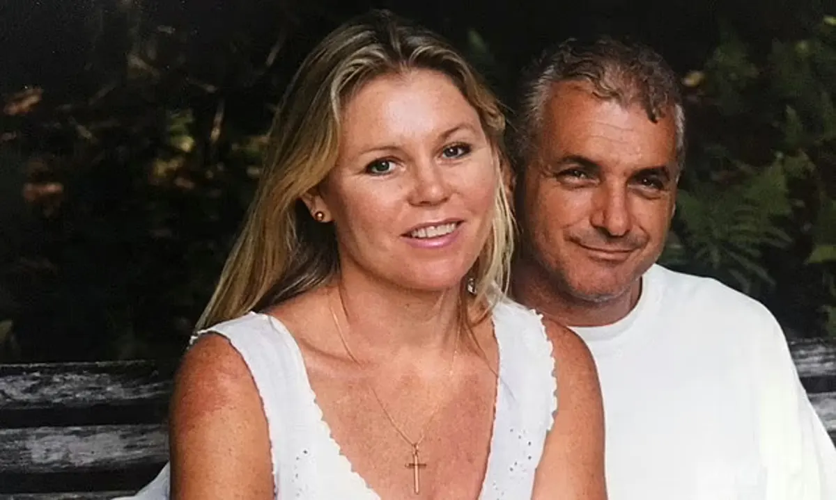 نداء ابن رجل أعمال بريطاني لحاكم دبي للإفراج عن والده المحبوس منذ 15 عامًا رجل الأعمال البريطاني رايان كورنيليوس watanserb.com