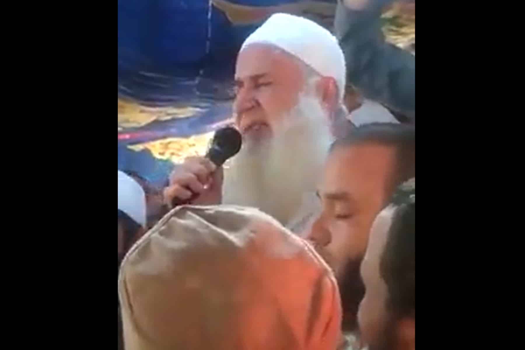 بجنازة أسامة عبدالعظيم.. أحدث ظهور لمحمد حسين يعقوب وكلمة مؤثرة محمد حسين يعقوب watanserb.com