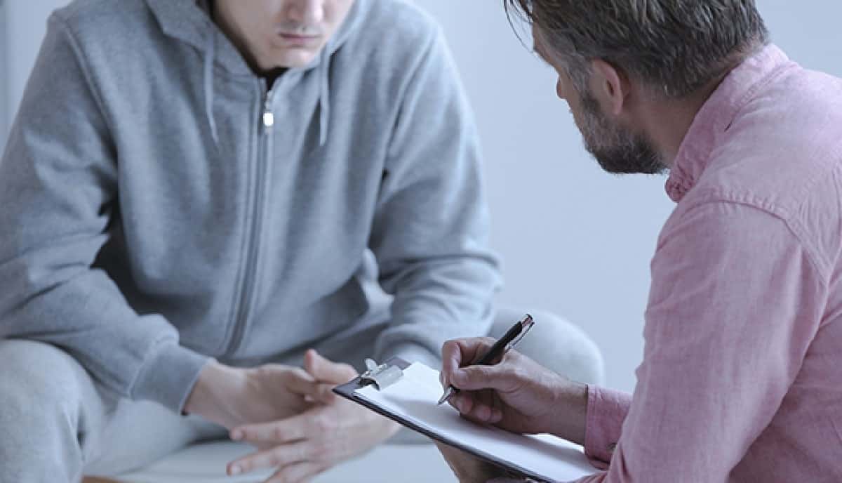 من الممكن السيطرة على التنمر داخل الأسرة