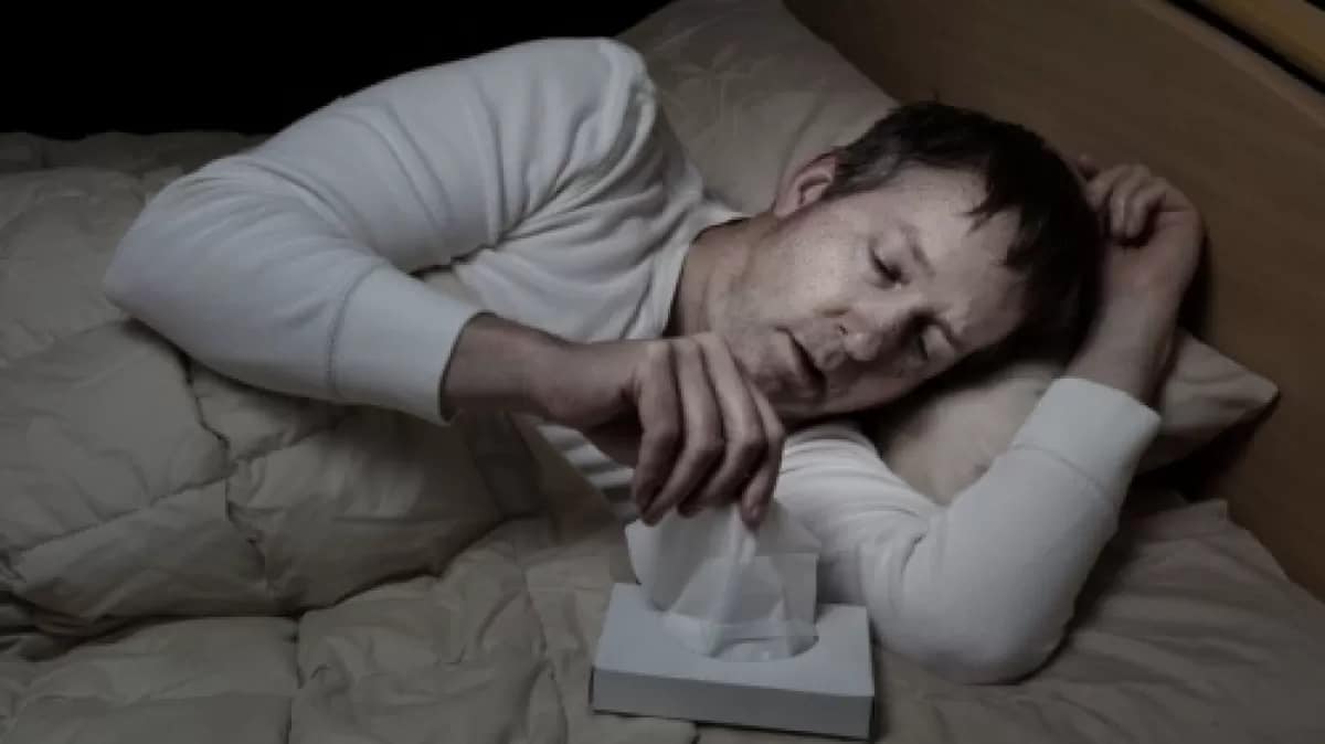 يمكن أن يتسبب القلق والأعصاب في ارتفاع درجة حرارة الجسم