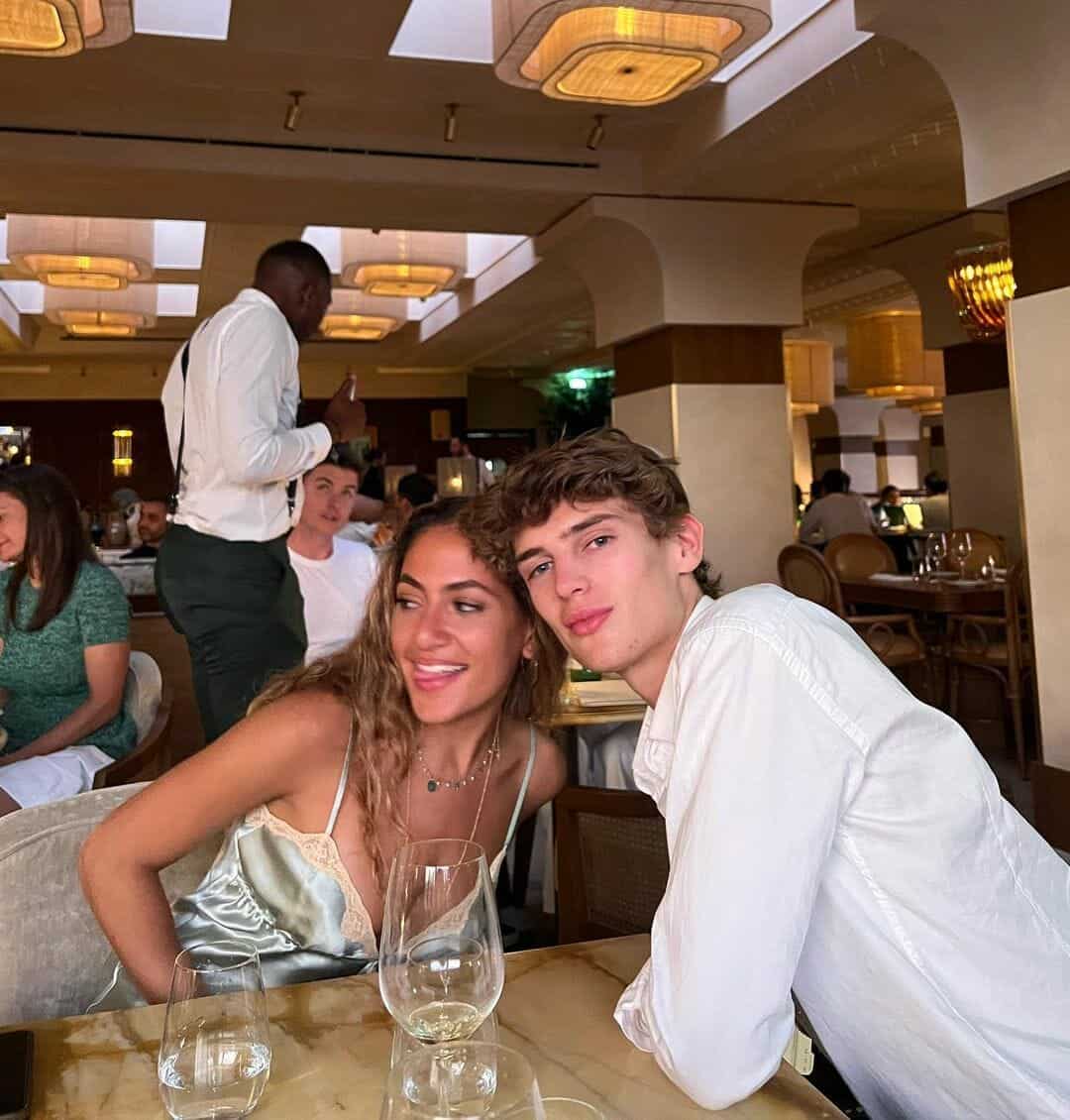 ابنة عمرو دياب