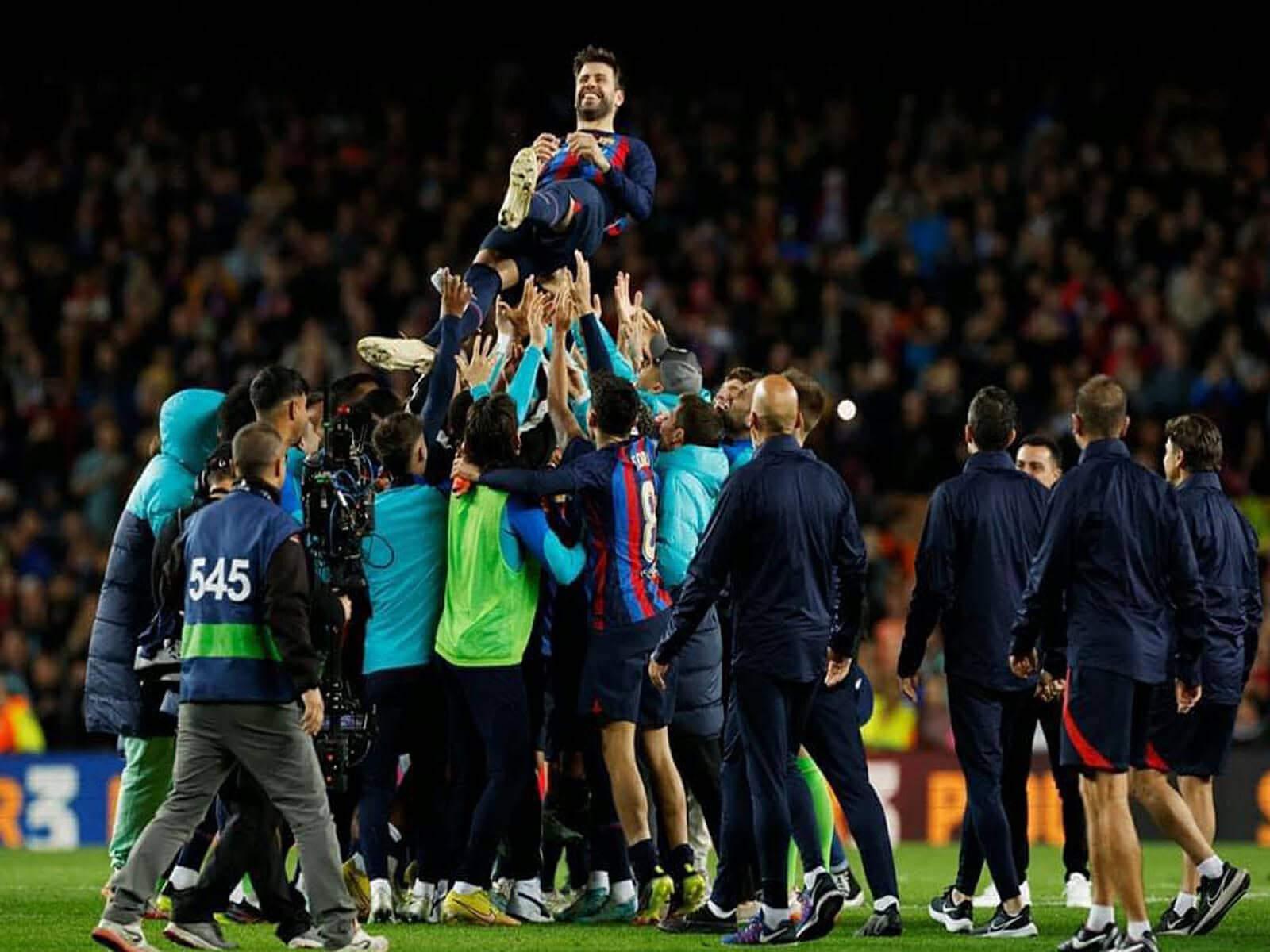 أشهر 10 نجوم اعتزلوا كرة القدم في عام 2022 (صور) 10نجوم اعتزلوا كرة القدم في عام 2022 watanserb.com