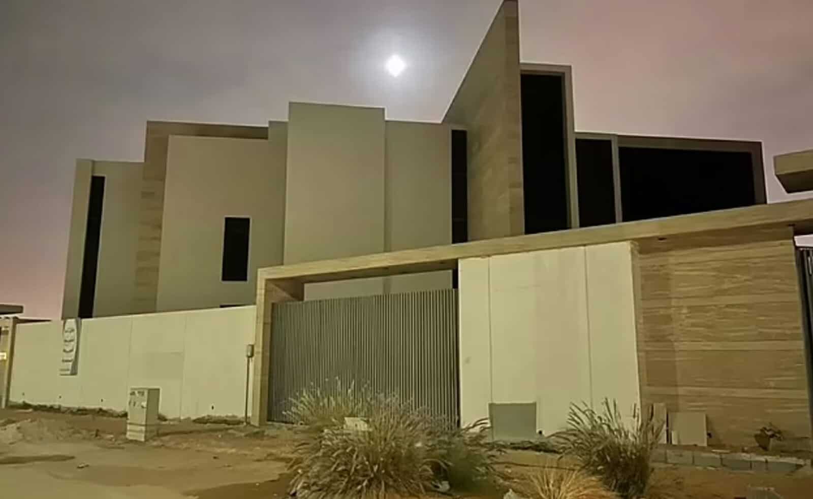 القصر الذي سيسكن فيه رونالدو بالسعودية