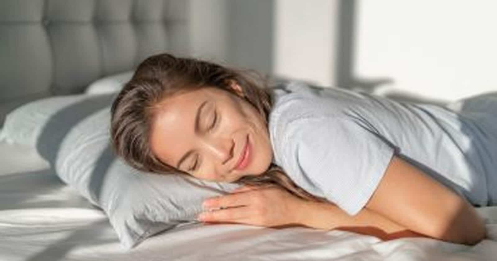 احذر..هذا ما يحدث بجسمك عندما تنام على بطنك! النوم على البطن watanserb.com