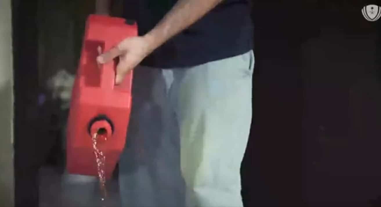 شاب سعودي يقتل والديه وأخاه وأخته بسبب تعاطي مخدر الشبو وتأثيراته المروعة مخدر الشبو في السعودية watanserb.com