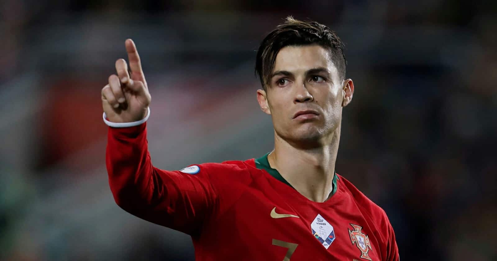 حقيقة دعم كريستيانو رونالدو لفلسطين بعد تبرعه بالدم لإسرائيل (شاهد) دعم كريستيانو رونالدو لفلسطين watanserb.com