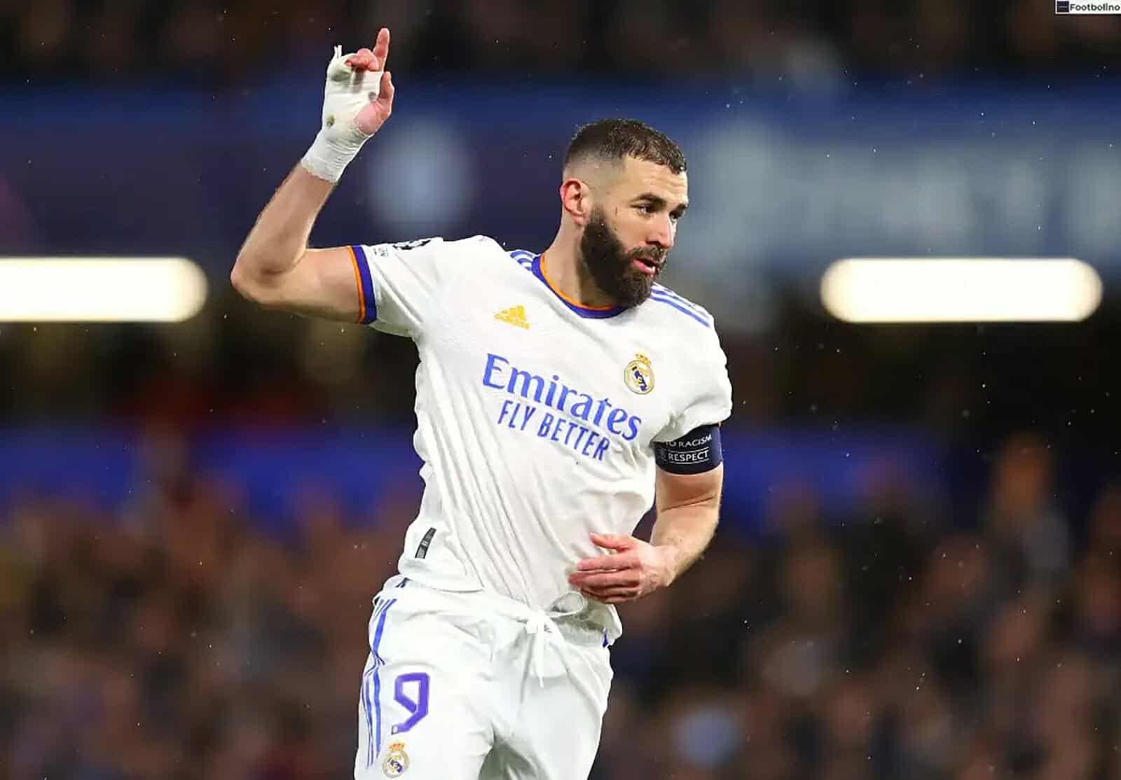 كريم بنزيما يشعل مواقع التواصل بصورته وابنته “ميليا” ويثير حزن معجبيه(شاهد) كريم بنزيما وابنته watanserb.com