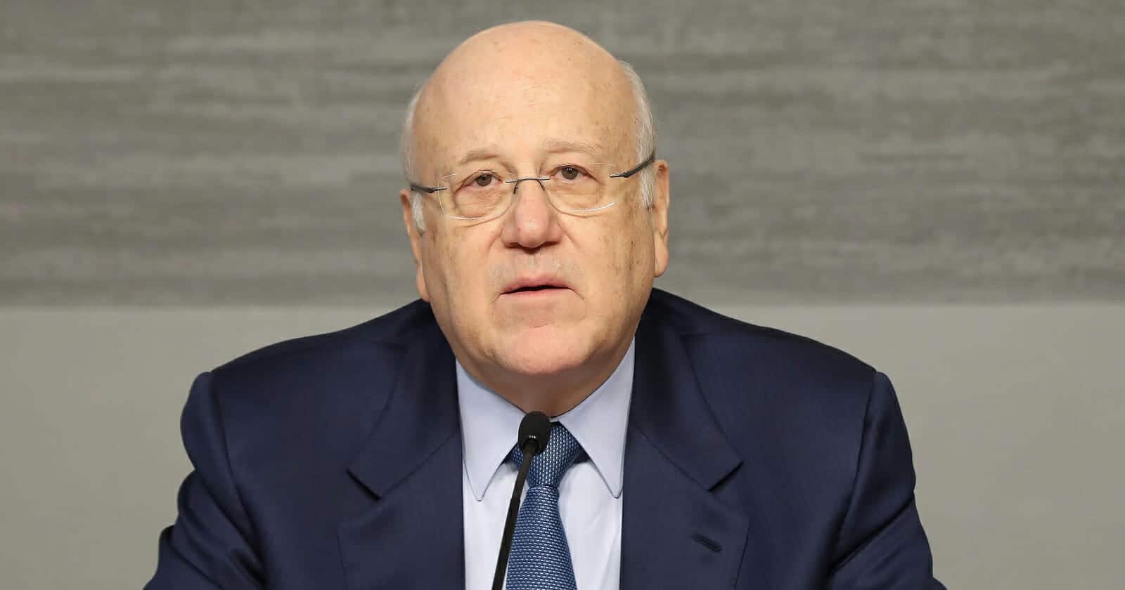 تسول نجيب ميقاتي “حافلات المونديال” من قطر يغضب اللبنانيين.. ما القصة؟ تسول نجيب ميقاتي watanserb.com