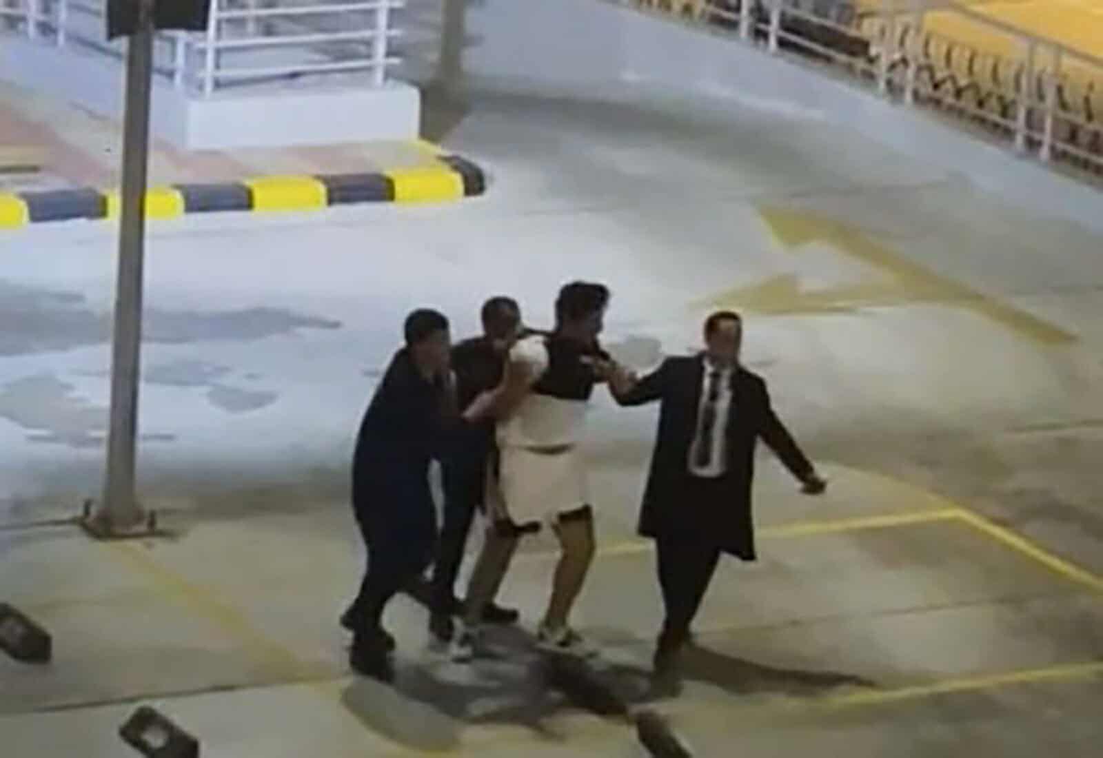 كافيهات الإسكندرية تمنع دخول الكويتيين بعد واقعة سحل الأمن المصري من الطلبة