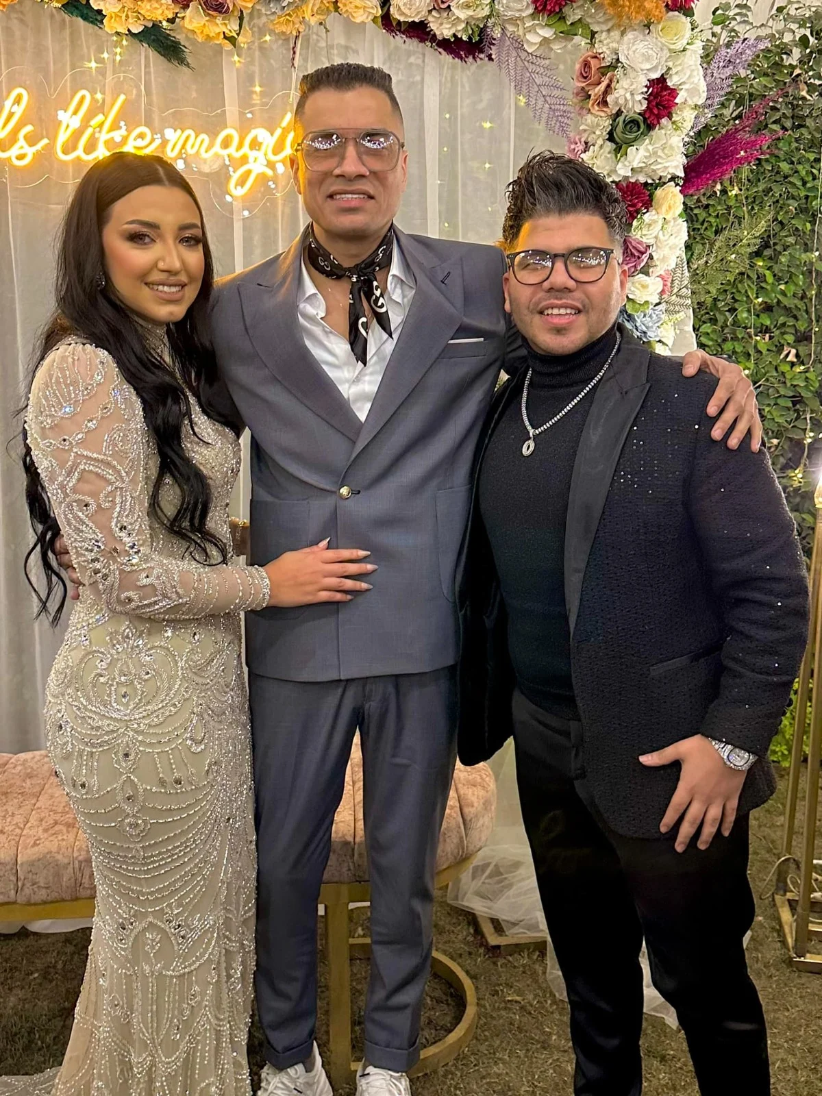 عمر كمال أول من أعلن خبر الخطوبة