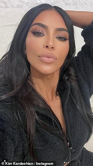 شعر كيم كارداشيان