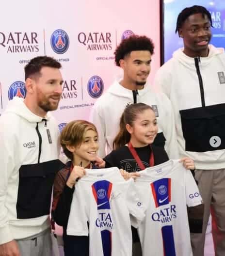 صور نجوم باريس سان جيرمان في الدوحة