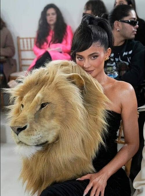 إطلالة كايلي جينر لم تعجب متابعيها 