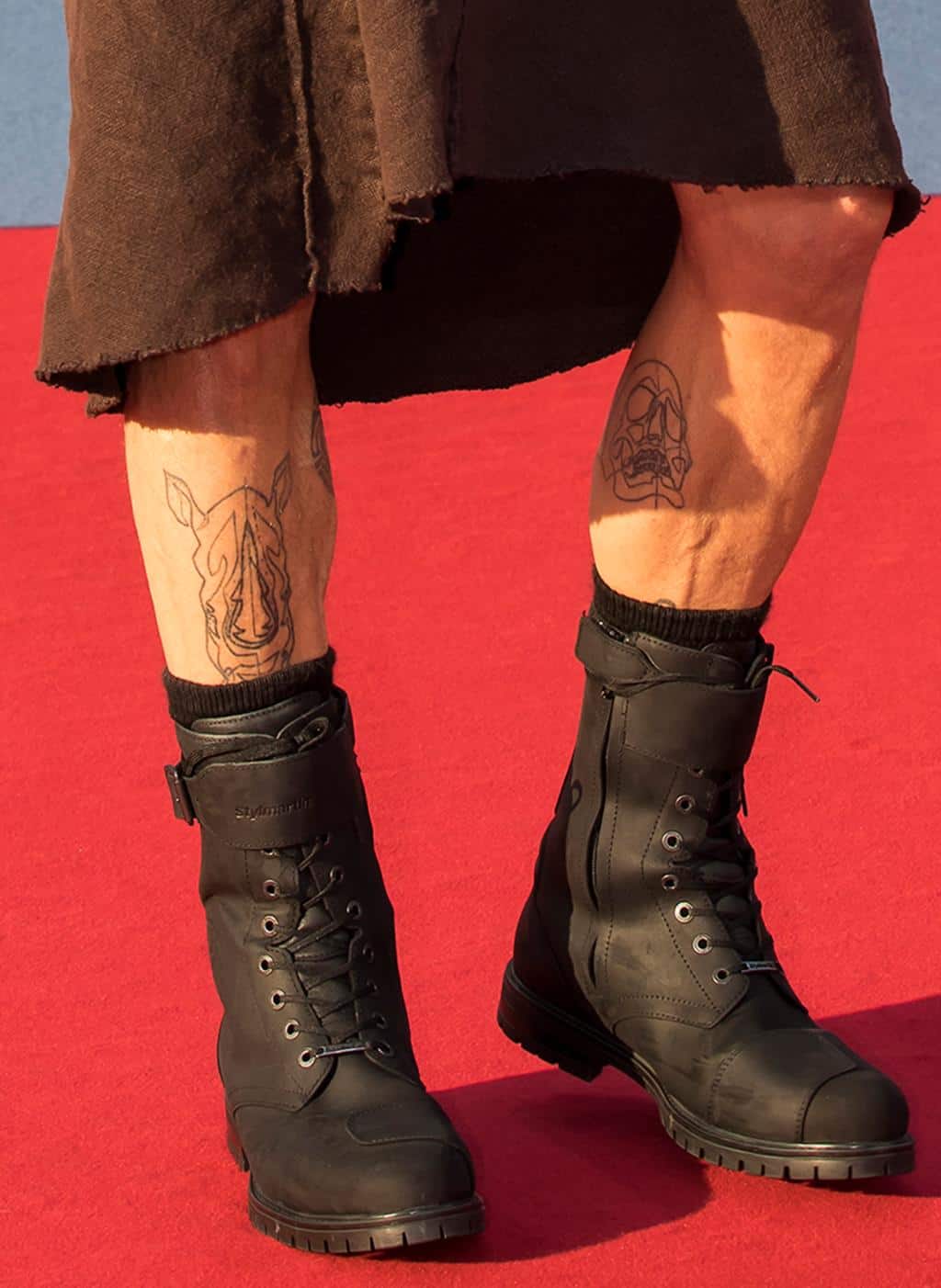 وشوم براد بيت