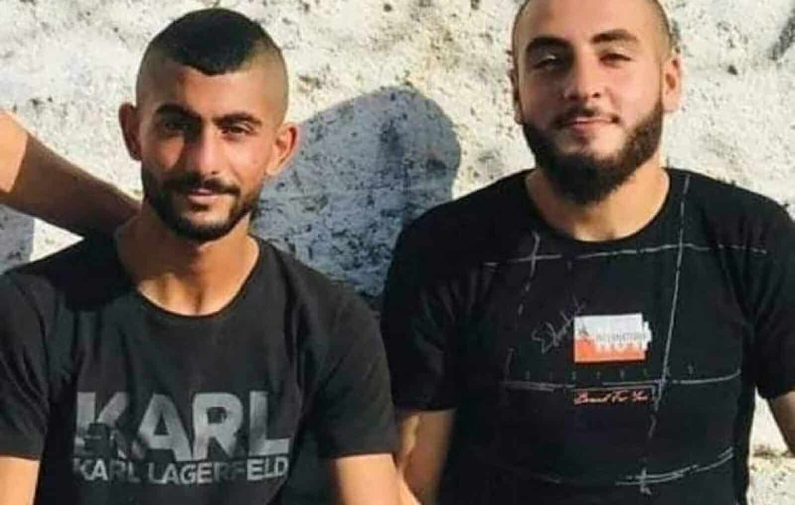 والدة شهيد فلسطيني تكشف سر خاتم ذهب أهداه لها نجلها قبل ارتقائه (شاهد) الشهيد عز الدين حمامرة watanserb.com