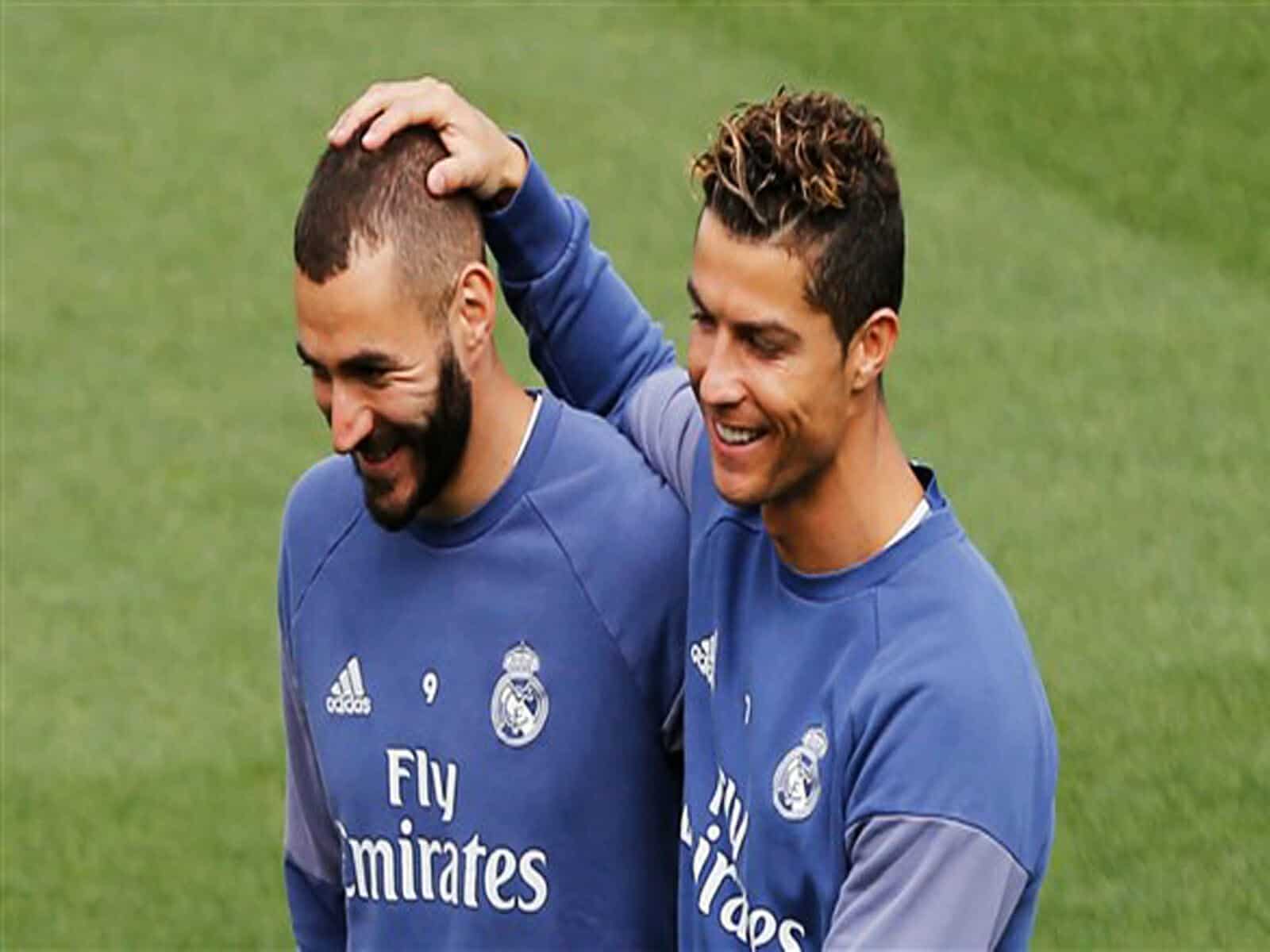 بنزيما يتحدث عن علاقته مع رونالدو