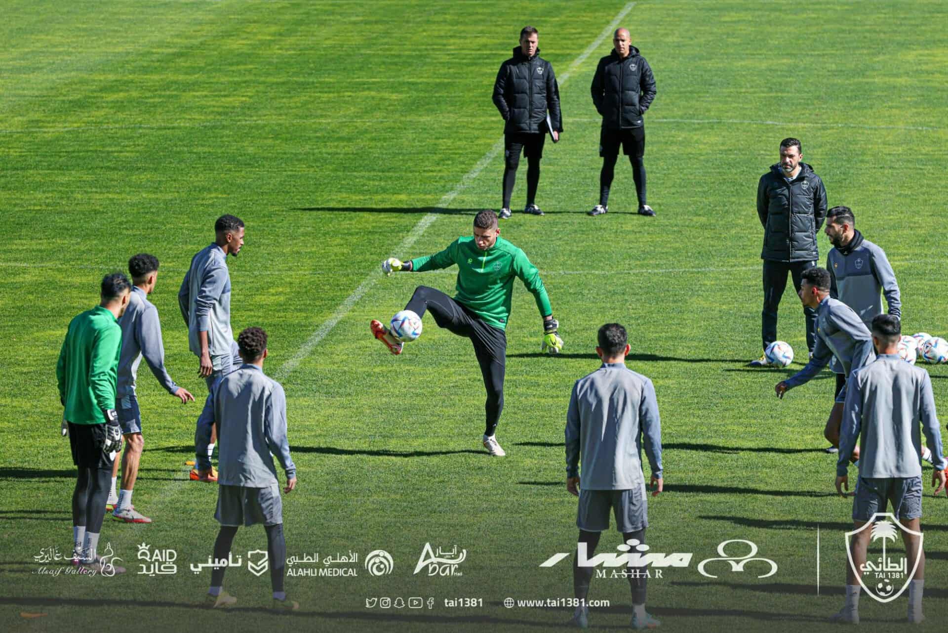 تدريبات فريق الطائي في الدوري السعودي