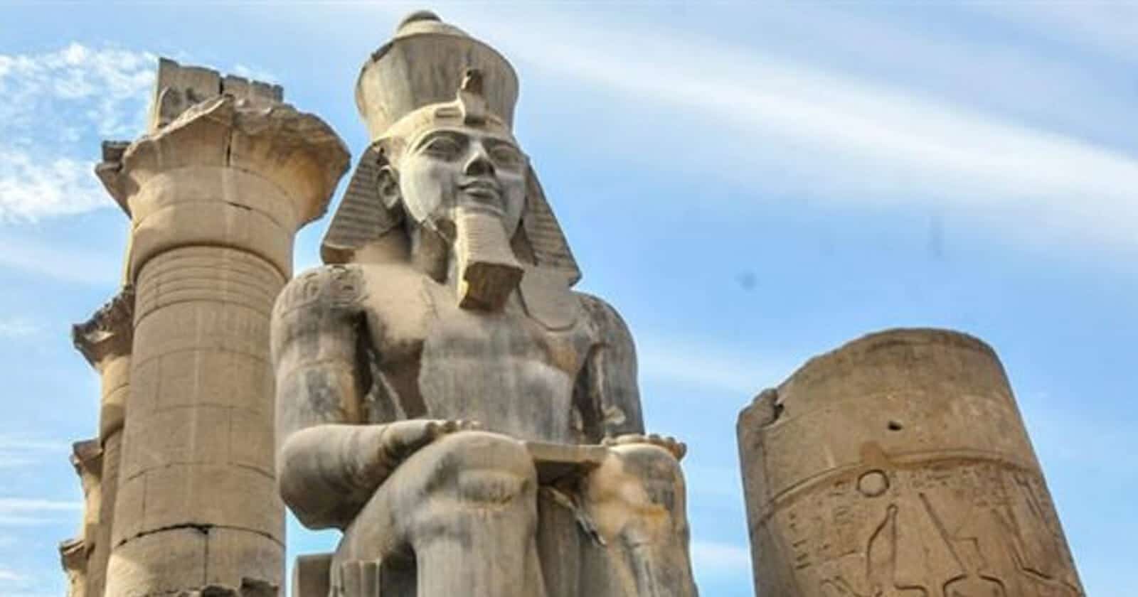 رمسيس الثاني.. مفاجأة بشأن أغبى محاولة سرقة بمصر وسخرية واسعة (فيديو) تمثال رمسيس watanserb.com