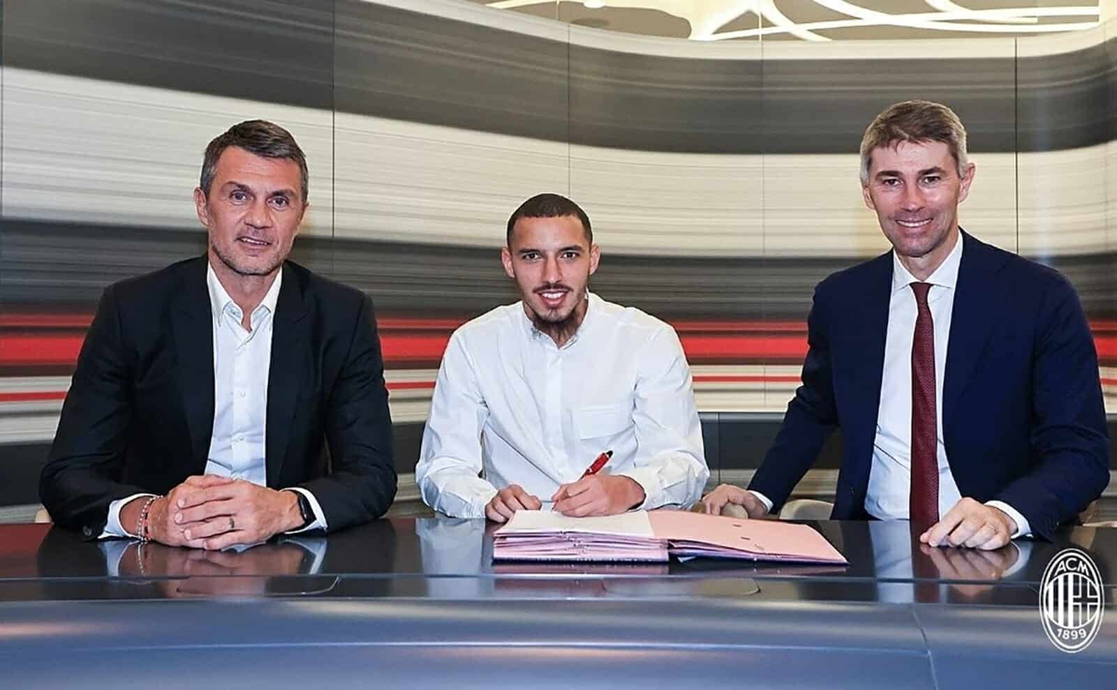 تمديد عقد إسماعيل بن ناصر مع ميلان