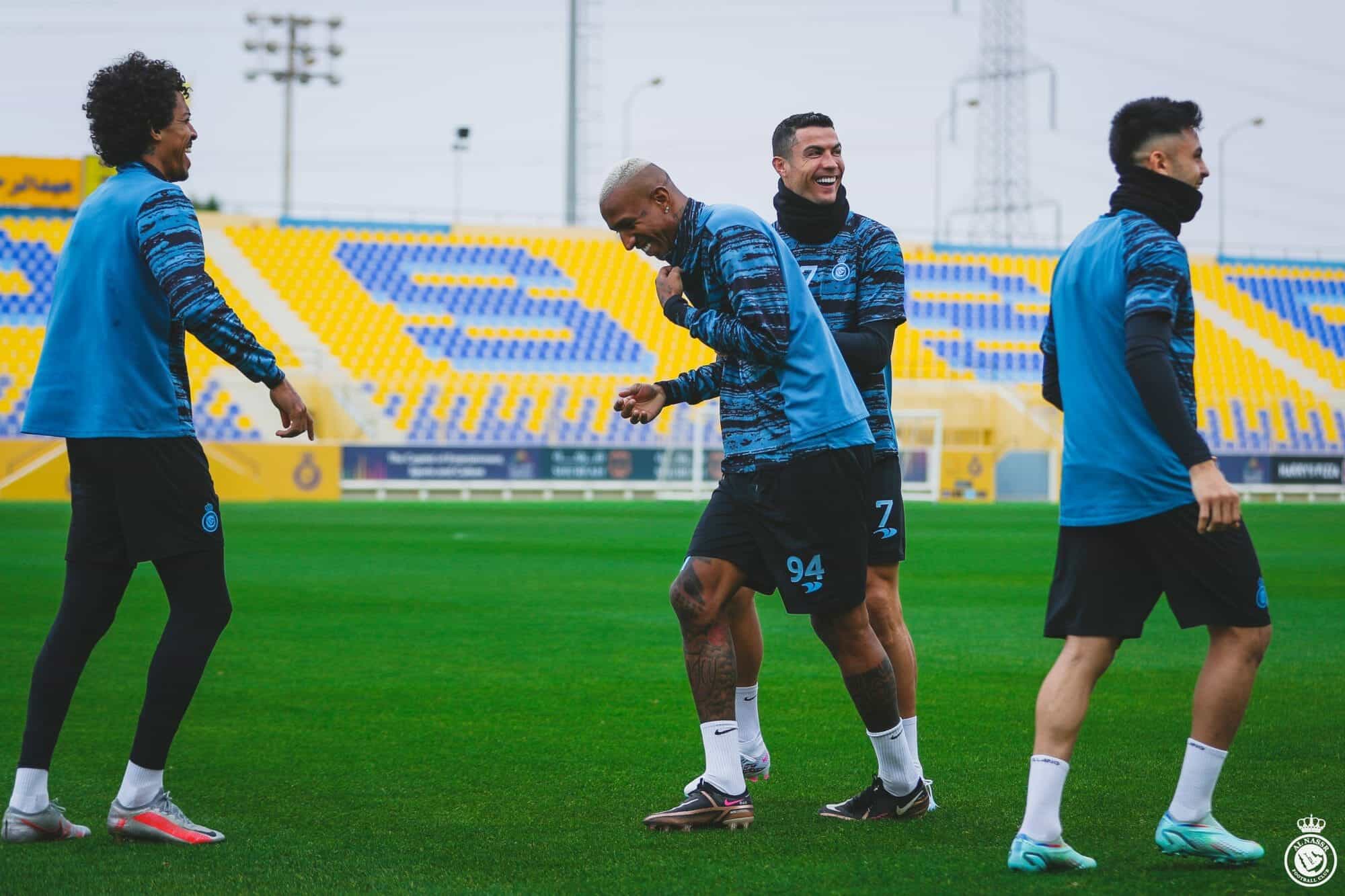 رونالدو في تدريبات النصر السعودي