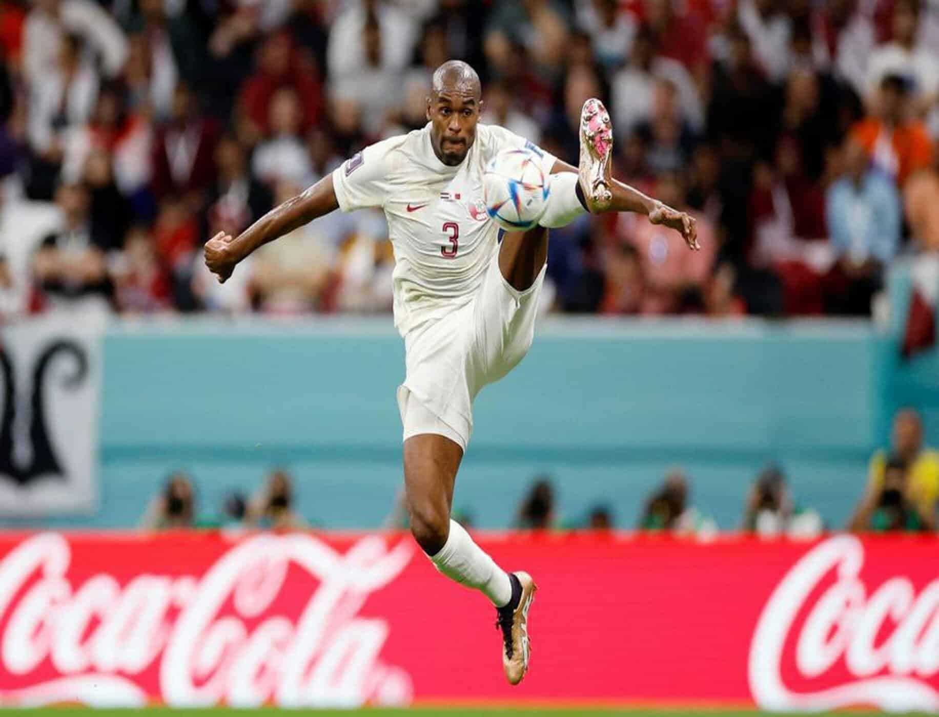 بعد أزمته الأخيرة .. عبد الكريم حسن يُوقع مع نادي الجهراء الكويتي (فيديو) عبد الكريم حسن watanserb.com