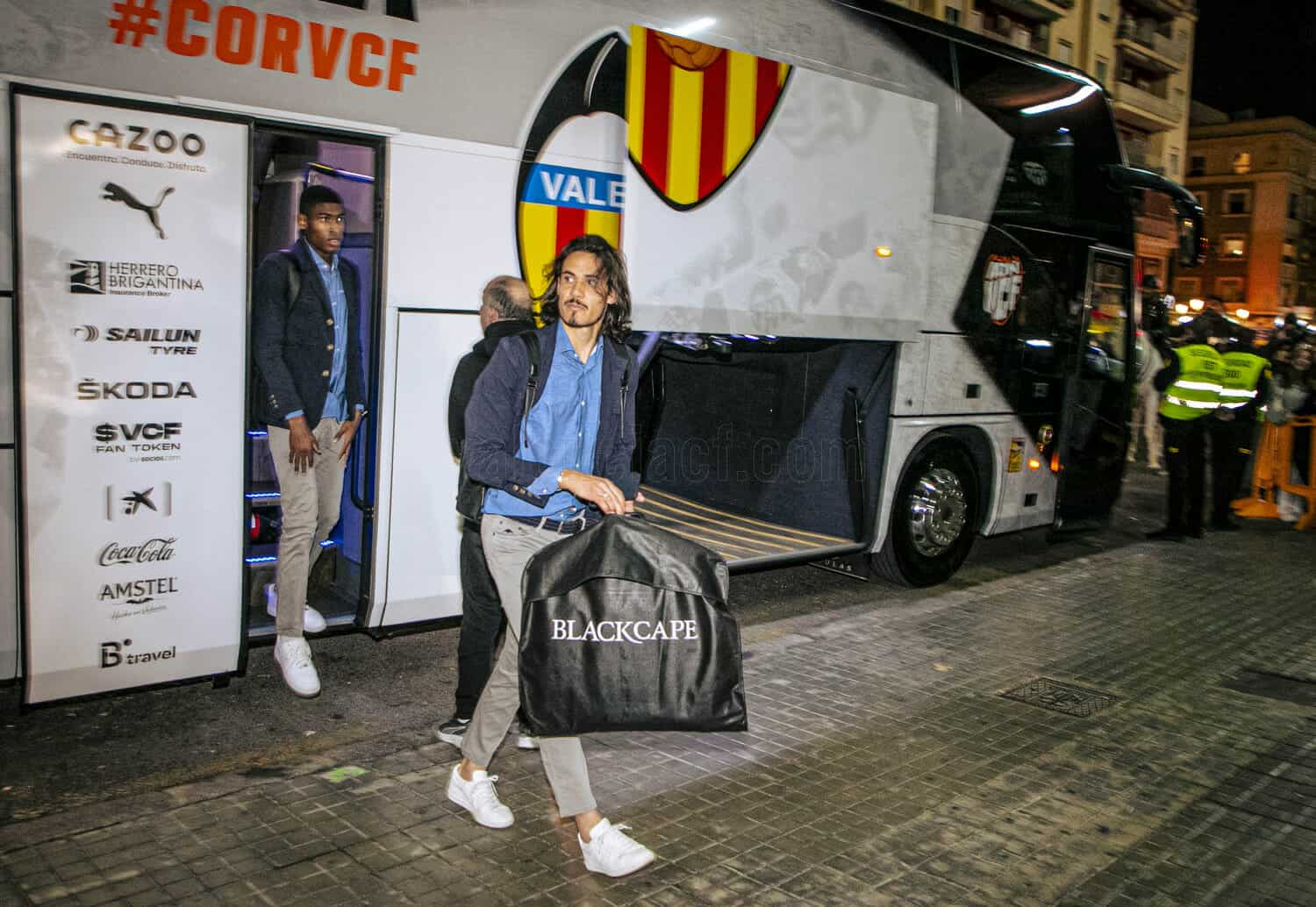 نجم فالنسيا كافاني