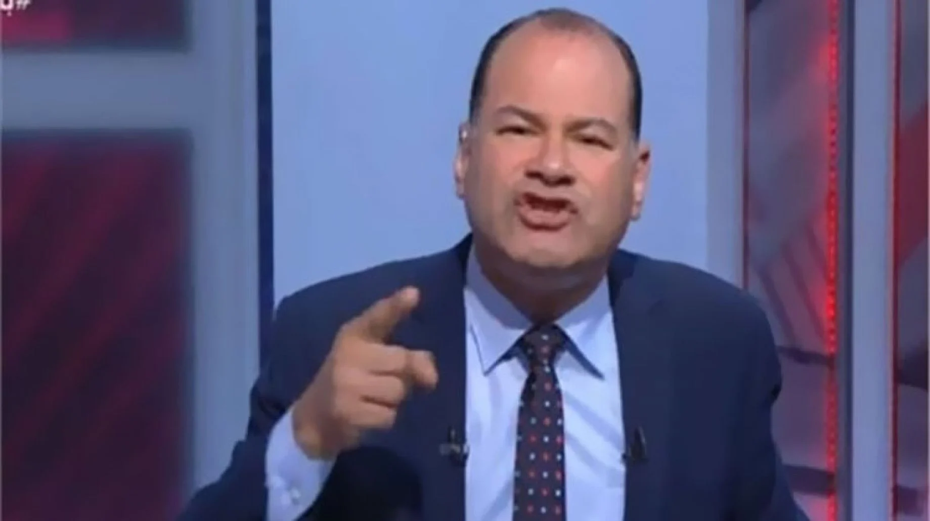 إعلامي مصري بقناة ممولة إماراتيا يفتح النار على عمرو أديب بسؤال محرج عن السعودية عمرو أديب نشأت الديهي watanserb.com