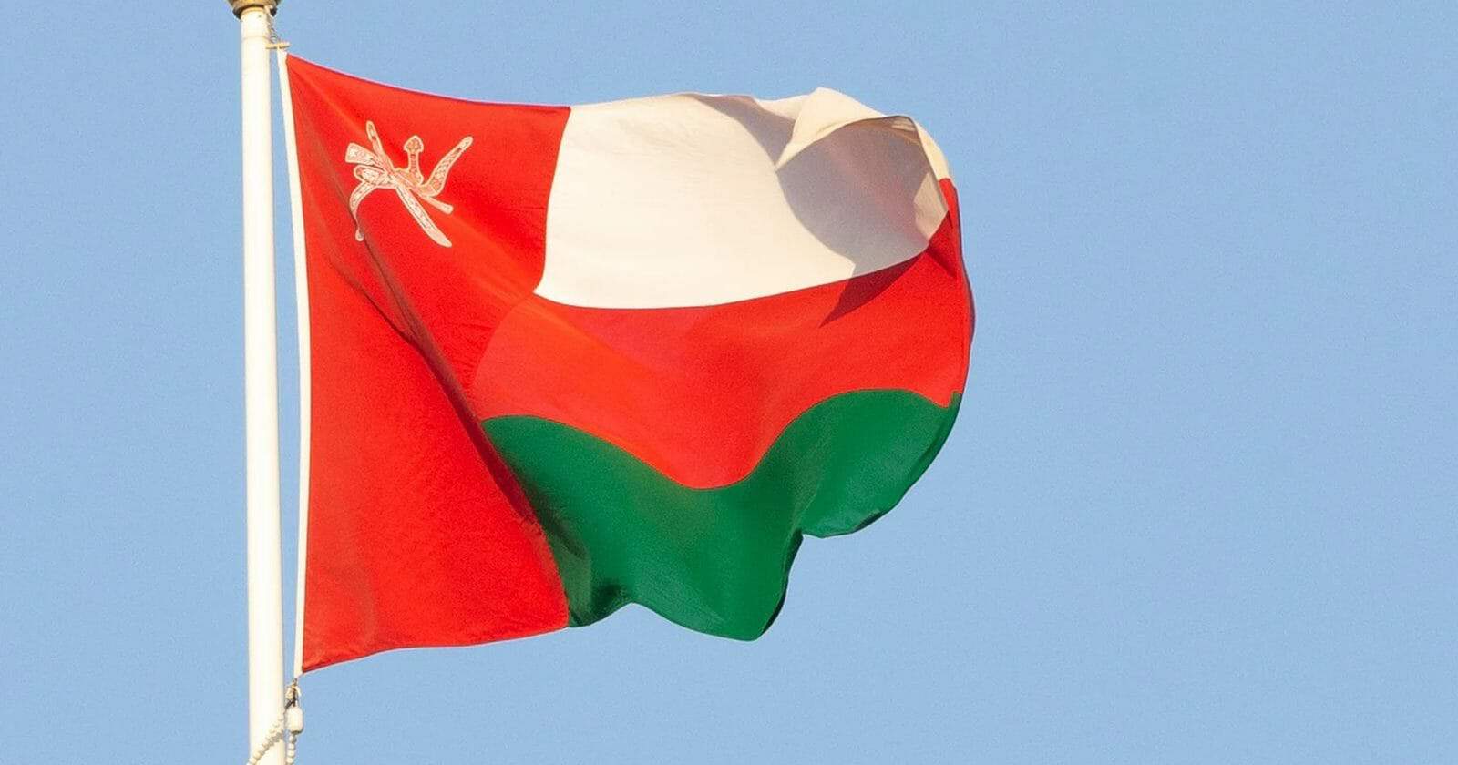 فيديو فجر غضبا من سلطنة عمان لما يحدث في شوارع بركاء علنا (شاهد) المخدرات في سلطنة عمان watanserb.com