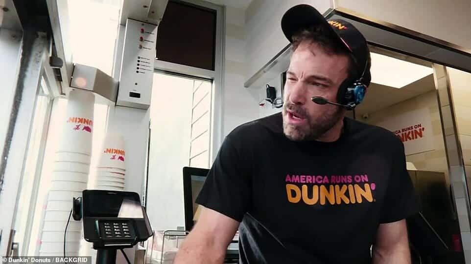 جينيفر لوبيز توبخ بن أفليك 