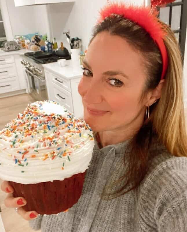 لورا بوراك اخصائية التغذية 