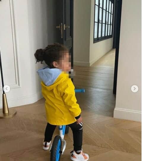 أشرف حكيمي ونجله أمين