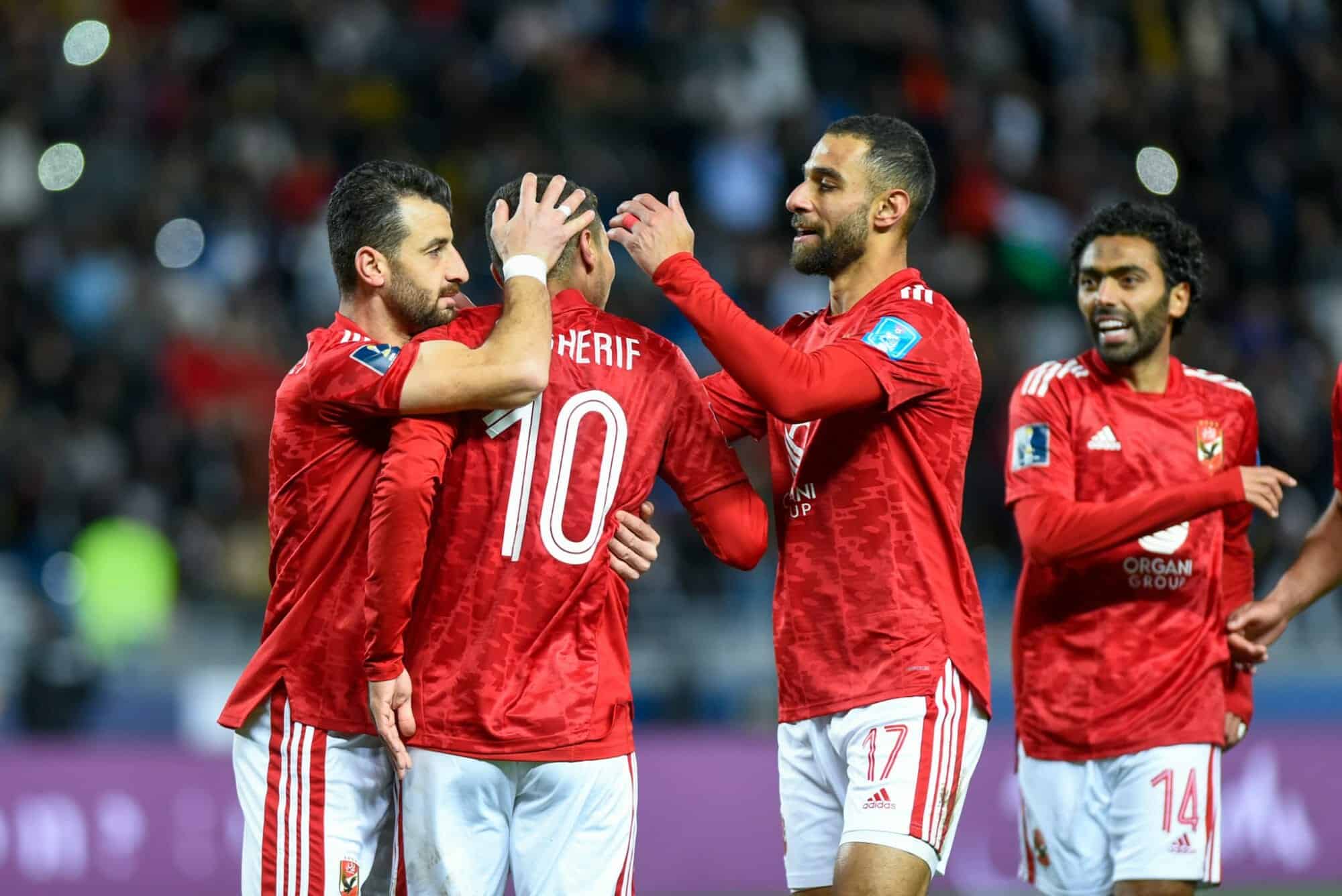 احتفال الأهلي المصري بهدف محمد شريف