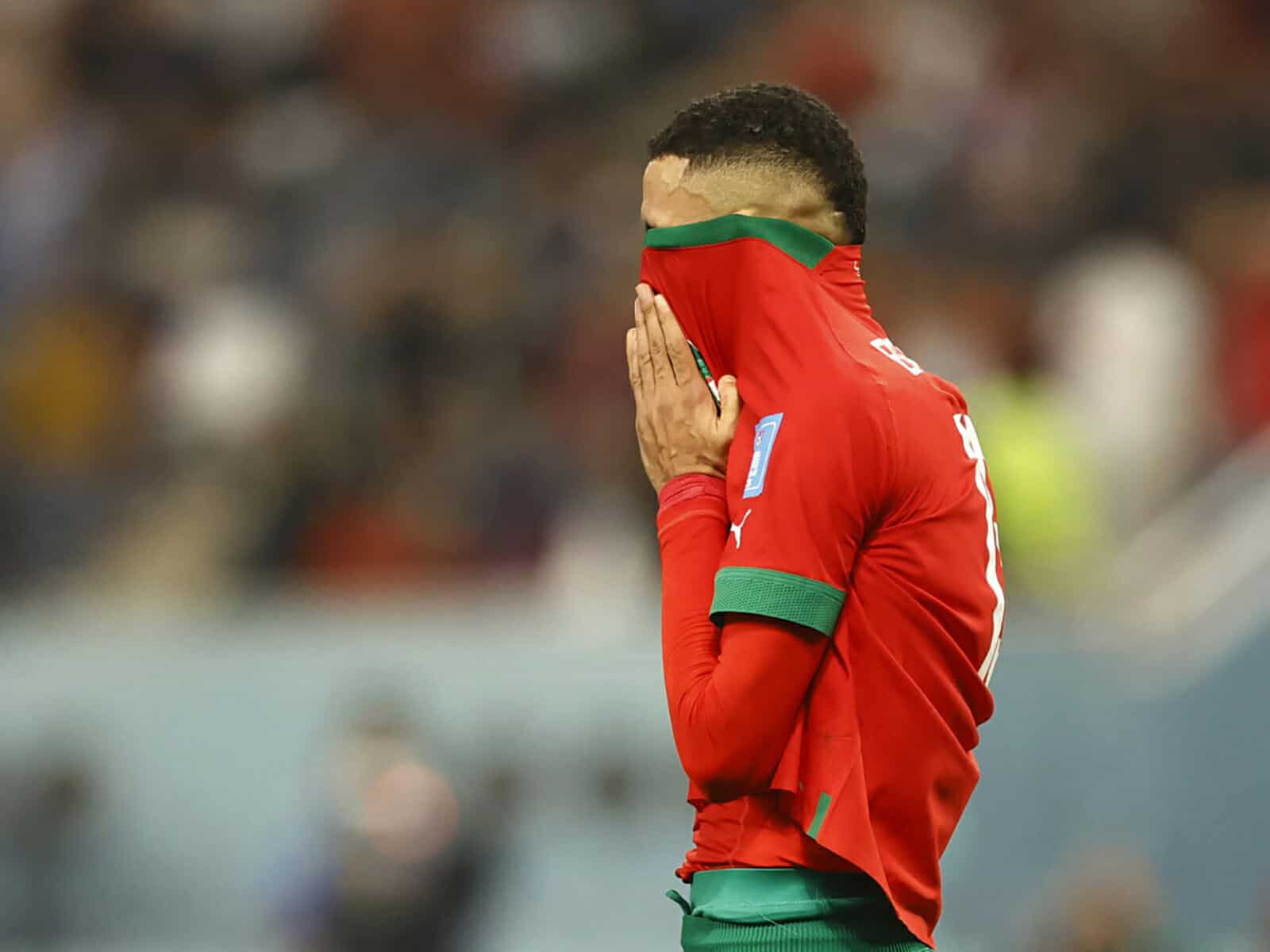 مبتسما ومرتاحا.. “ماركا” تكشف كيف تلقى أشرف حكيمي مزاعم اغتصابه لشابة فرنسية؟ أشرف حكيمي اغتصاب watanserb.com