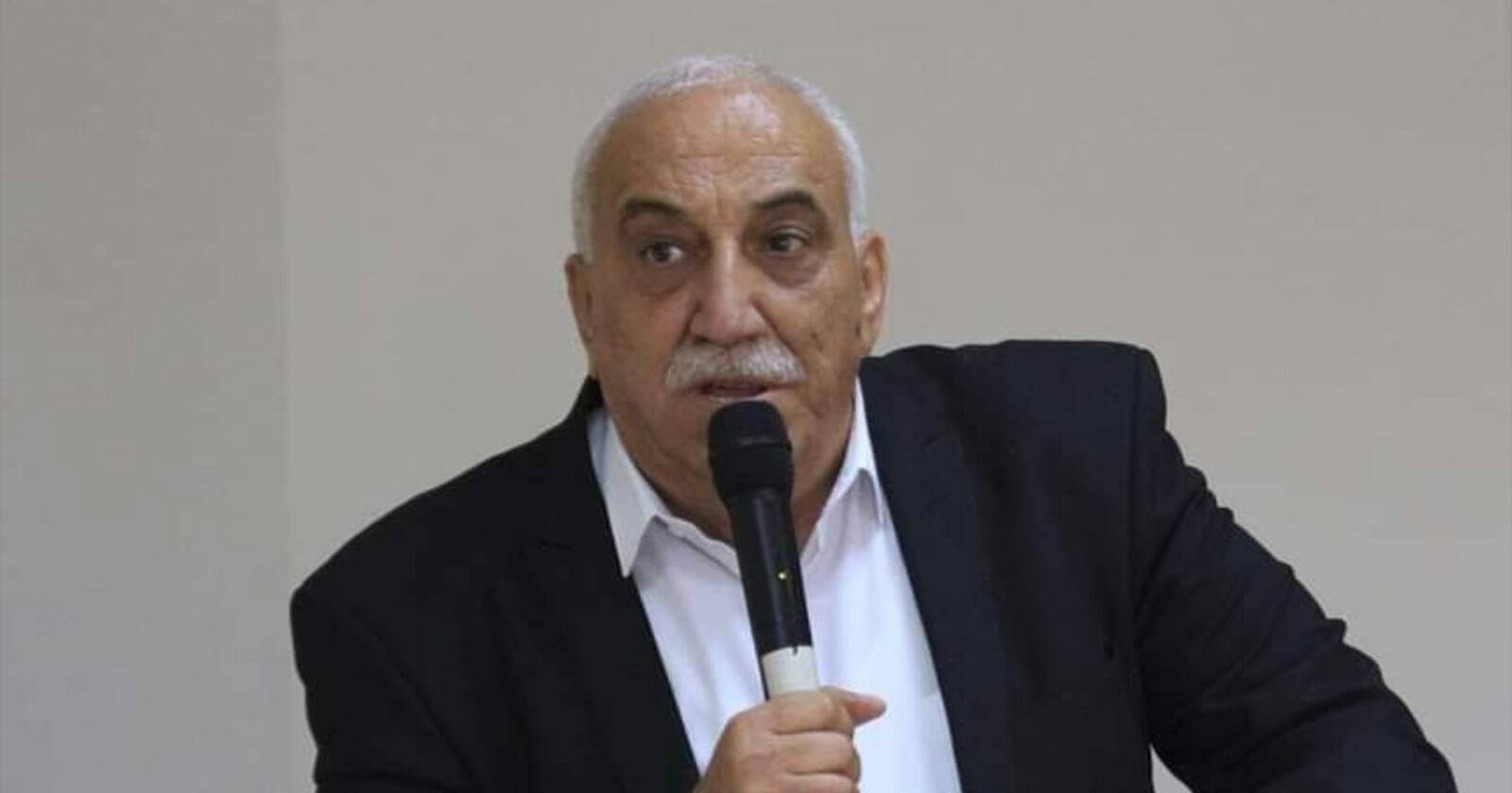 “سنتصدى للاحتلال بالسبّ عليه”.. جهاد أبو عسل محافظ أريحا في تصريح غريب على المباشر (فيديو) جهاد أبو عسل محافظ أريحا watanserb.com