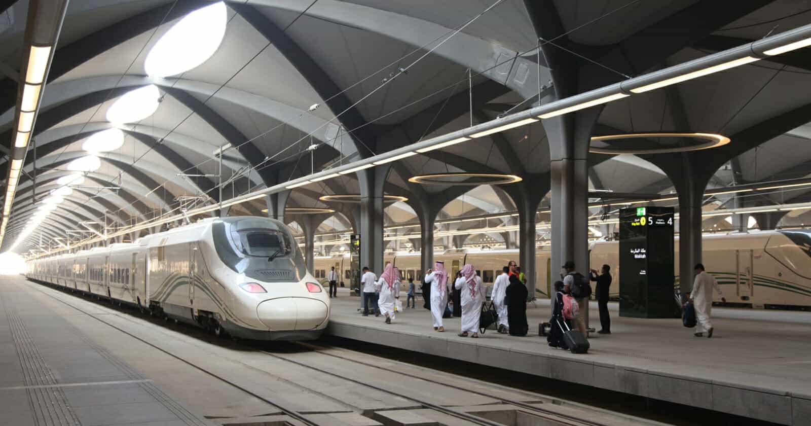 فيديو حادث قطار الحرمين السريع.. احتراق مركبة كاد يتسبب بكارثة حادث قطار الحرمين watanserb.com