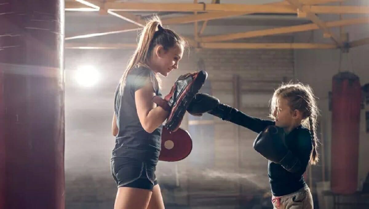 على عكس ما يُشاع.. رياضة الملاكمة مفيدة خاصة للأطفال وخالية من المخاطر رياضة الملاكمة watanserb.com