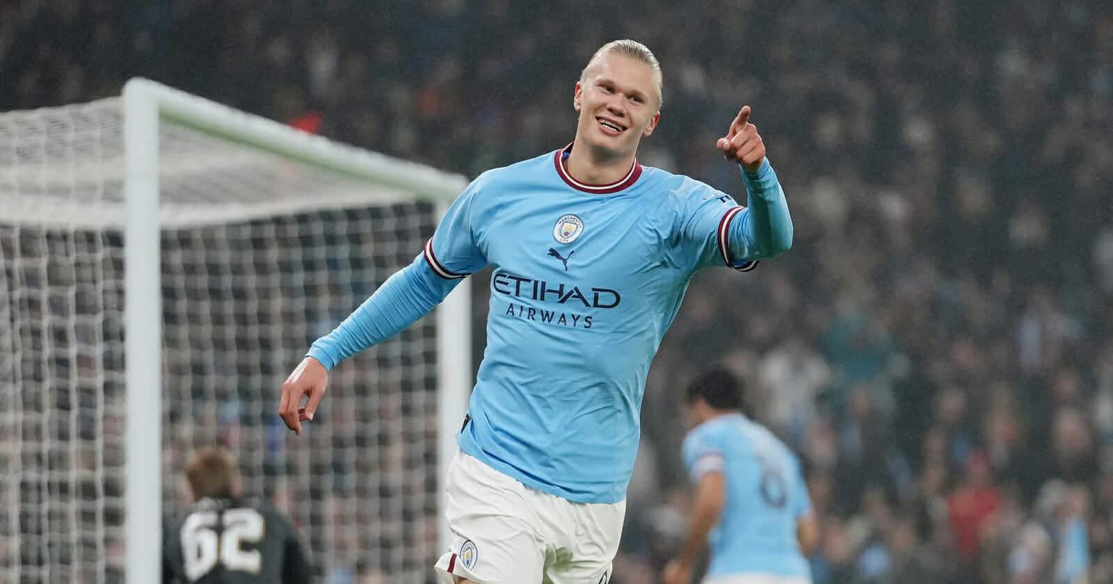 سعر خيالي للتعاقد مع الفتى الذهبي إرلينغ هالاند إرلينغ هالاند watanserb.com