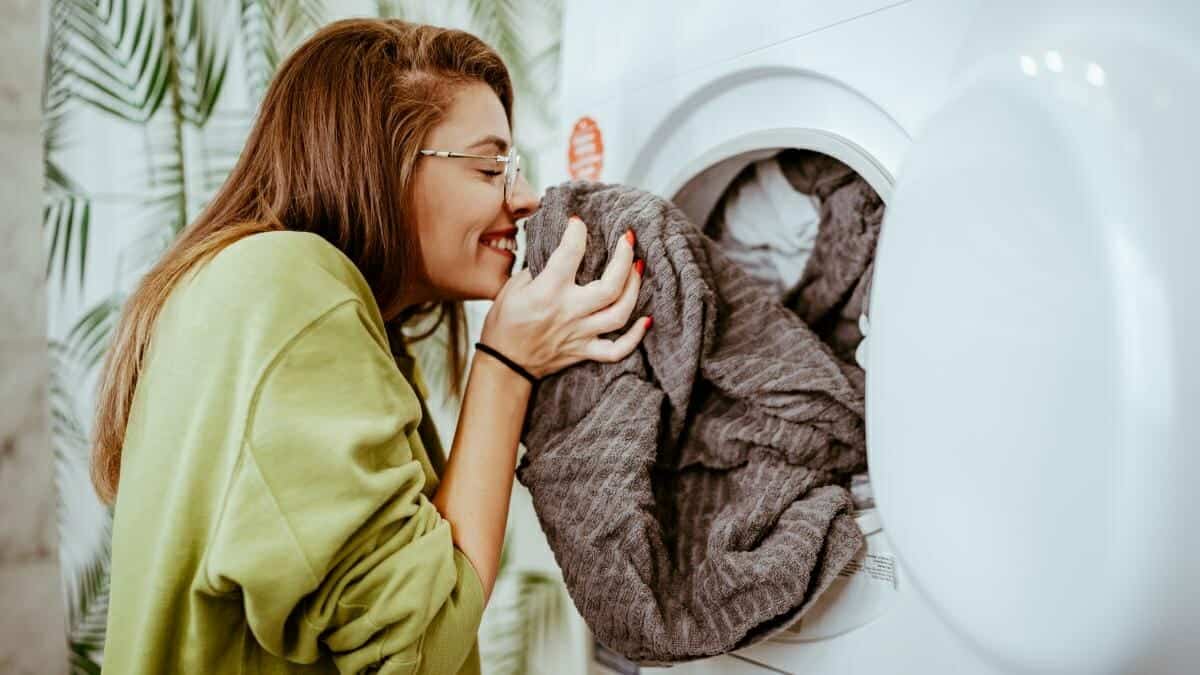 غسل الملابس وتنظيفها