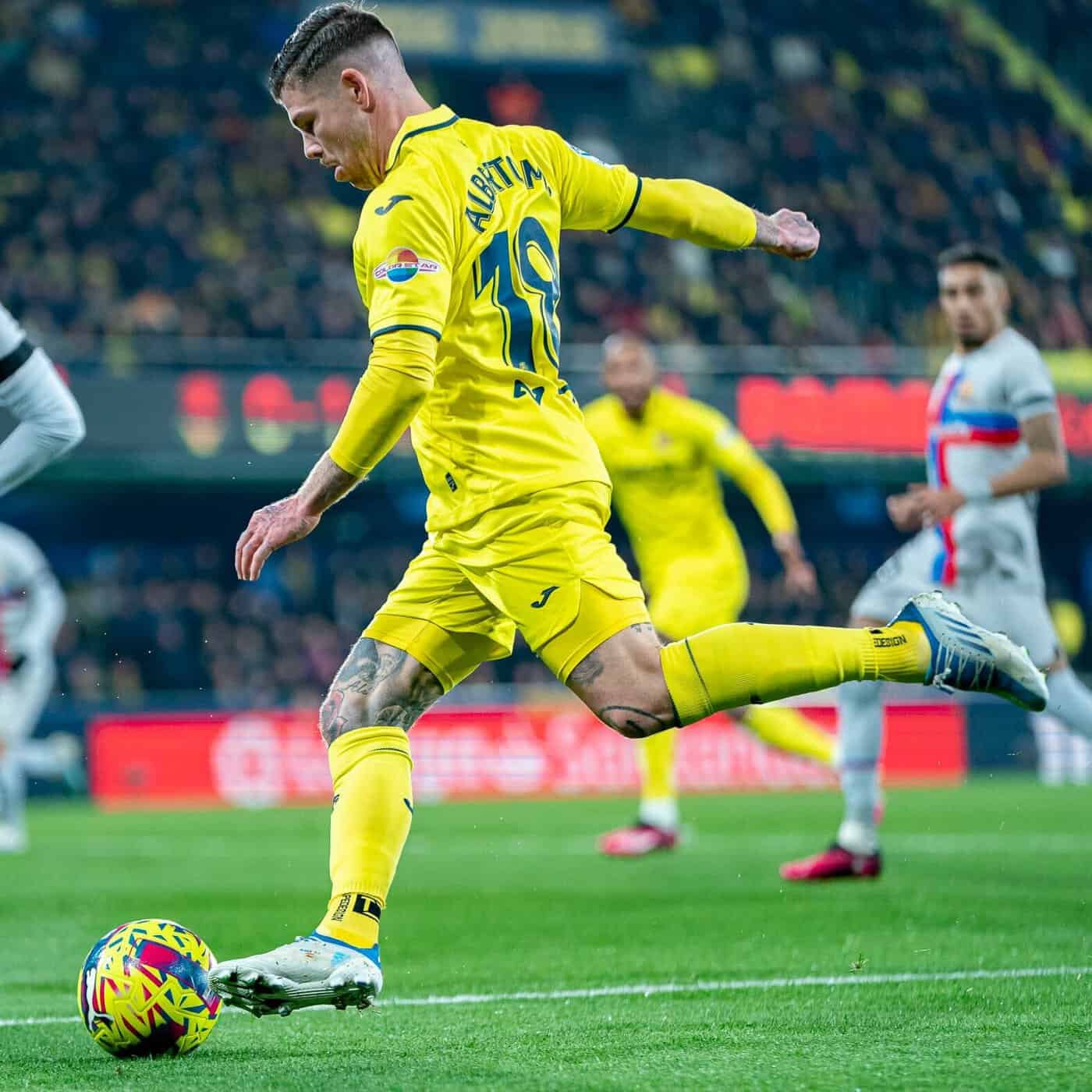 فوز برشلونة على فياريال