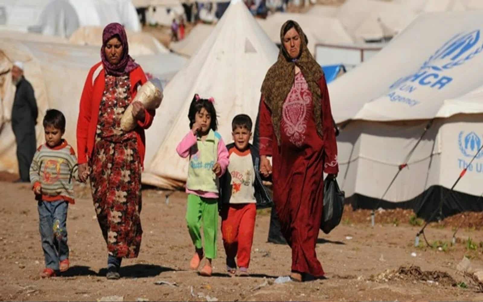 4 خيارات قاسية تنتظر السوريين في تركيا بعد زلزال فبراير المدمر خيارات قاسية تنتظر اللاجئين السوريين watanserb.com