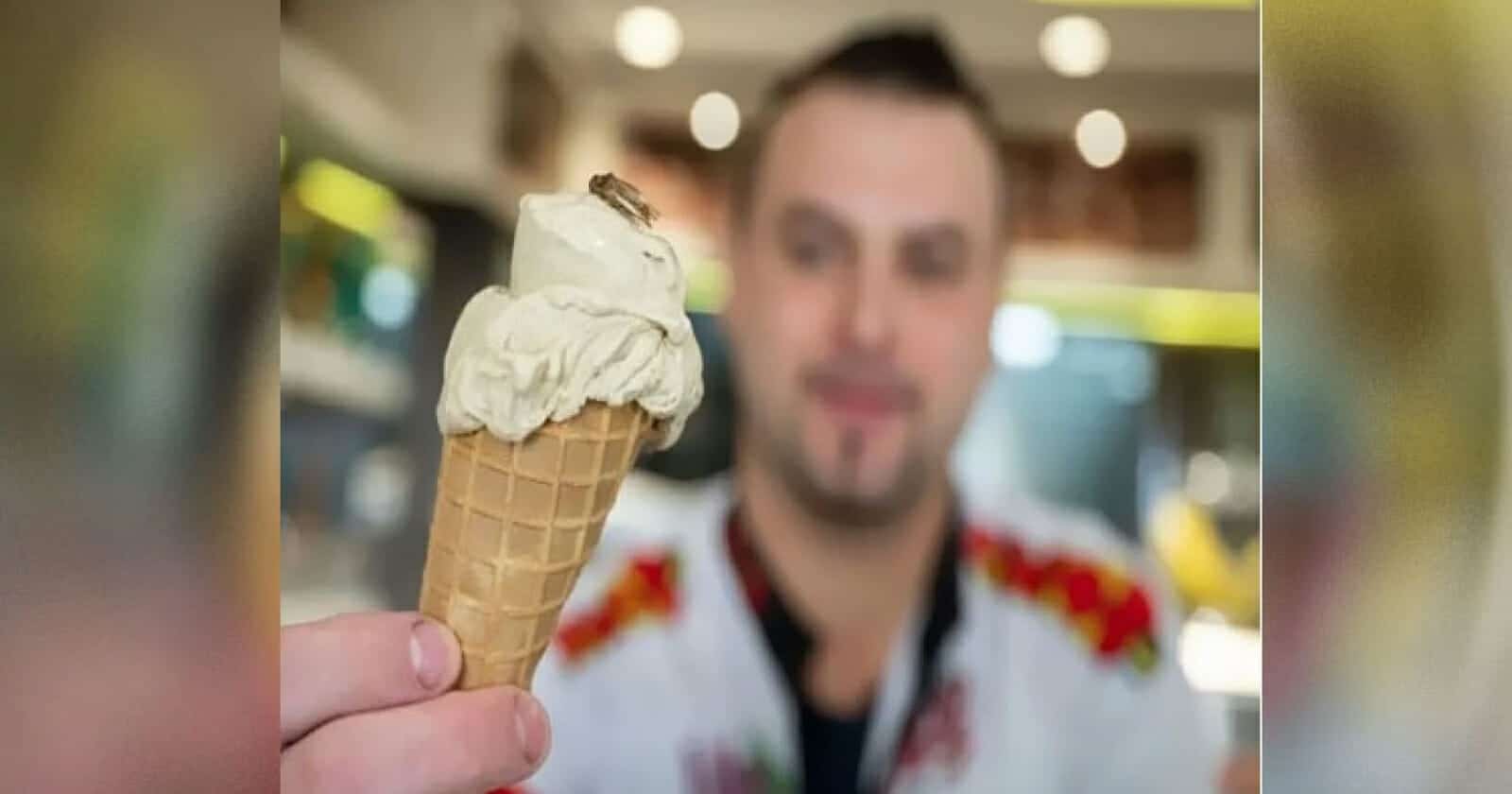 “أول آيس كريم من الصراصير”.. وهيئة الغذاء السعودية تتدخل (فيديو) آيس كريم من الصراصير في السعودية watanserb.com