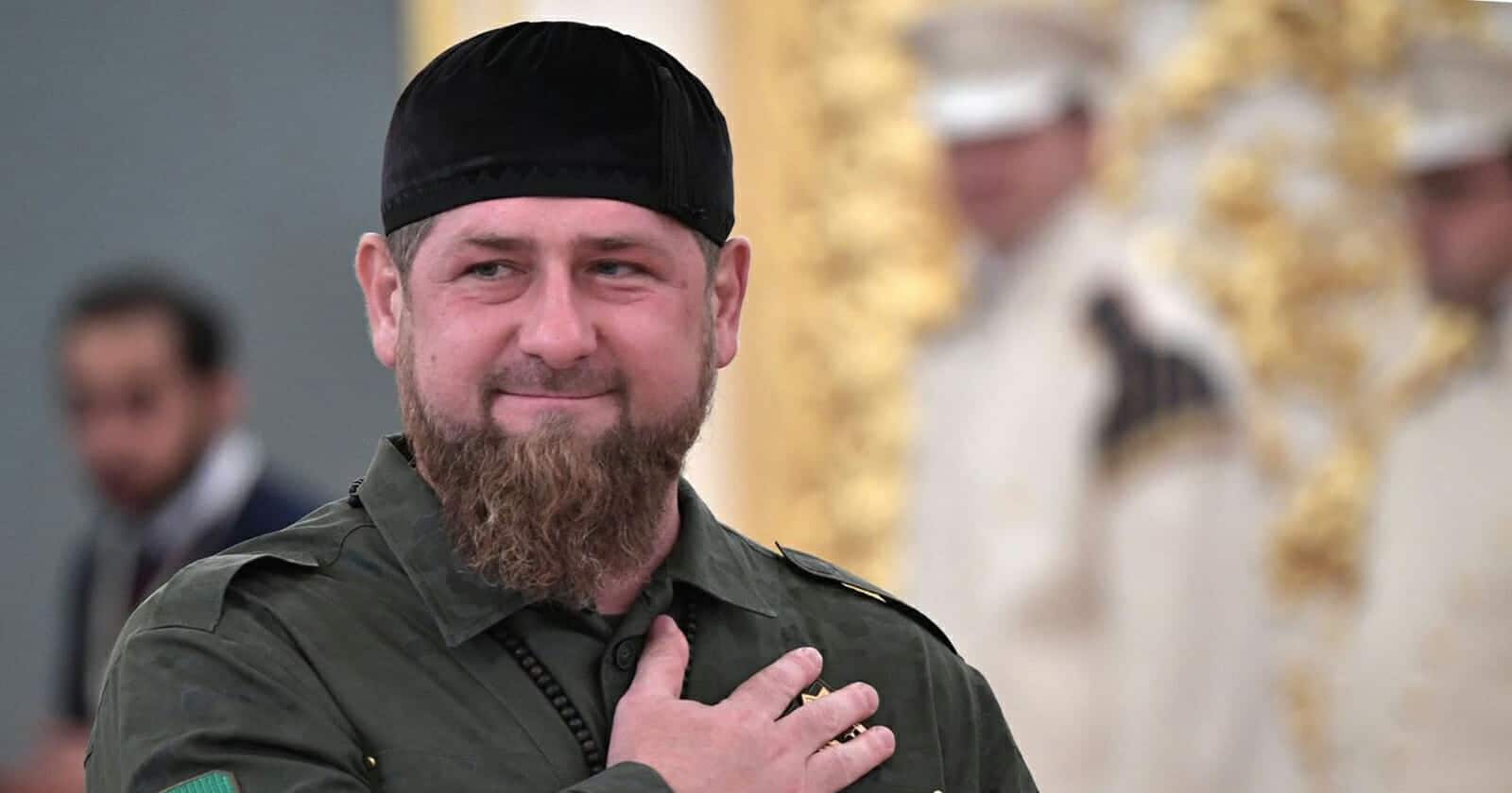 سعره خيالي.. قديروف يفقد صوابه بعد سرقة حصانه النادر “زازو” ويُغري اللصوص الزعيم الشيشاني رمضان قديروف watanserb.com