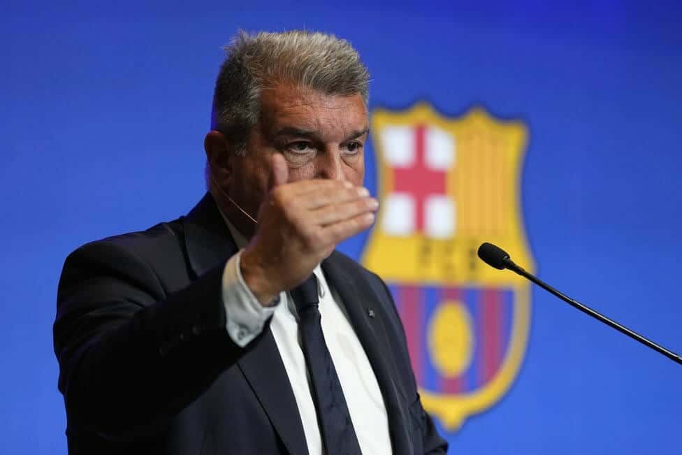 رئيس برشلونة لابورتا