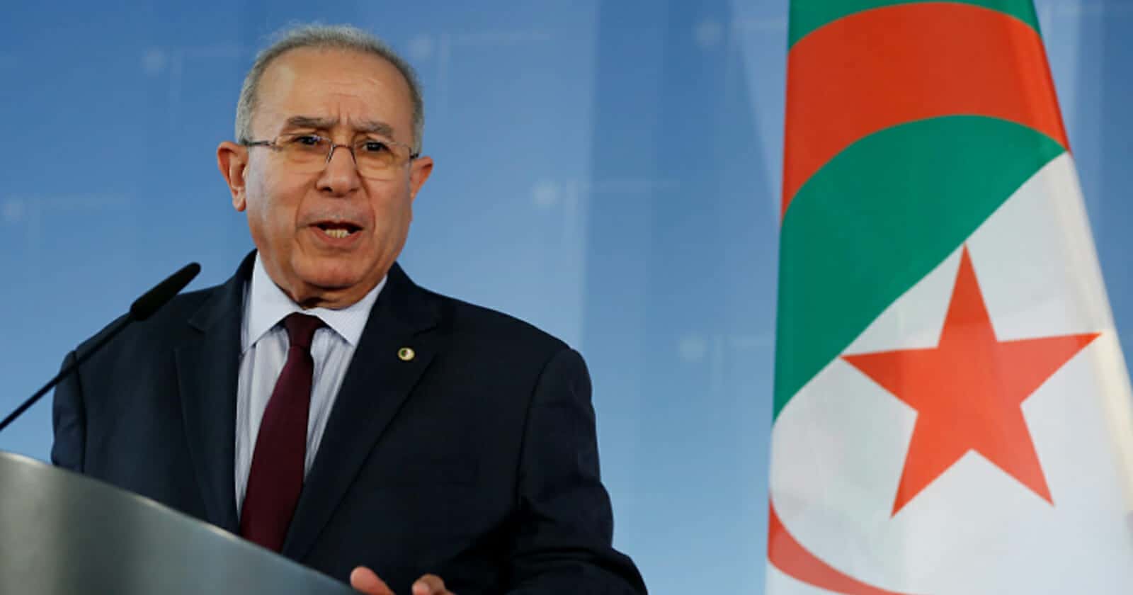 تعديل وزاري مرتقب بالجزائر لإزاحة رمطان لعمامرة.. ماذا حدث بينه وبين الرئيس؟! رمطان لعمامرة watanserb.com