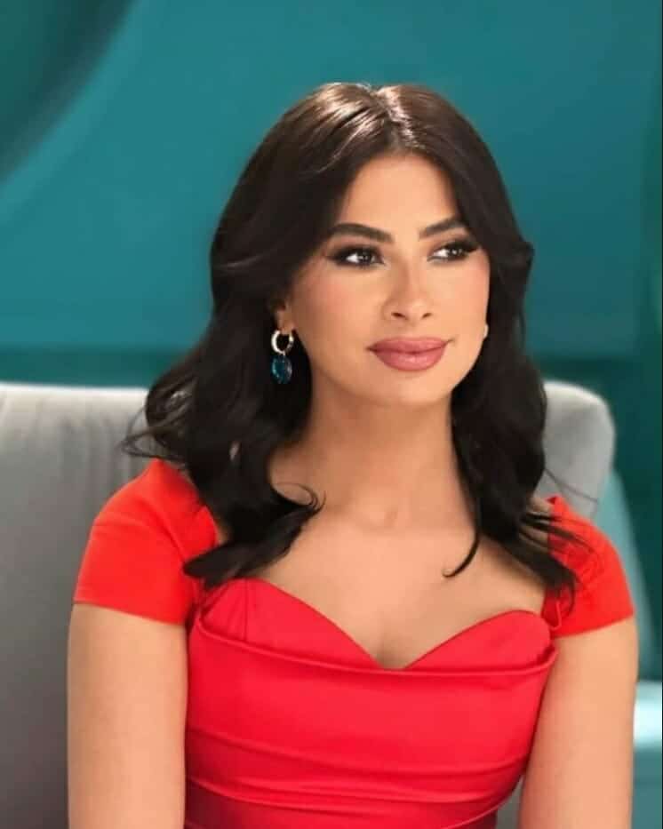 روبي تجري عملية تجميل لنفخ شفايفها